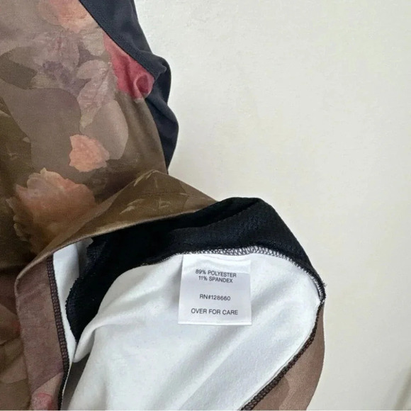 Armada Mens Medium Light Weight Hoodie - Picture 9 of 12